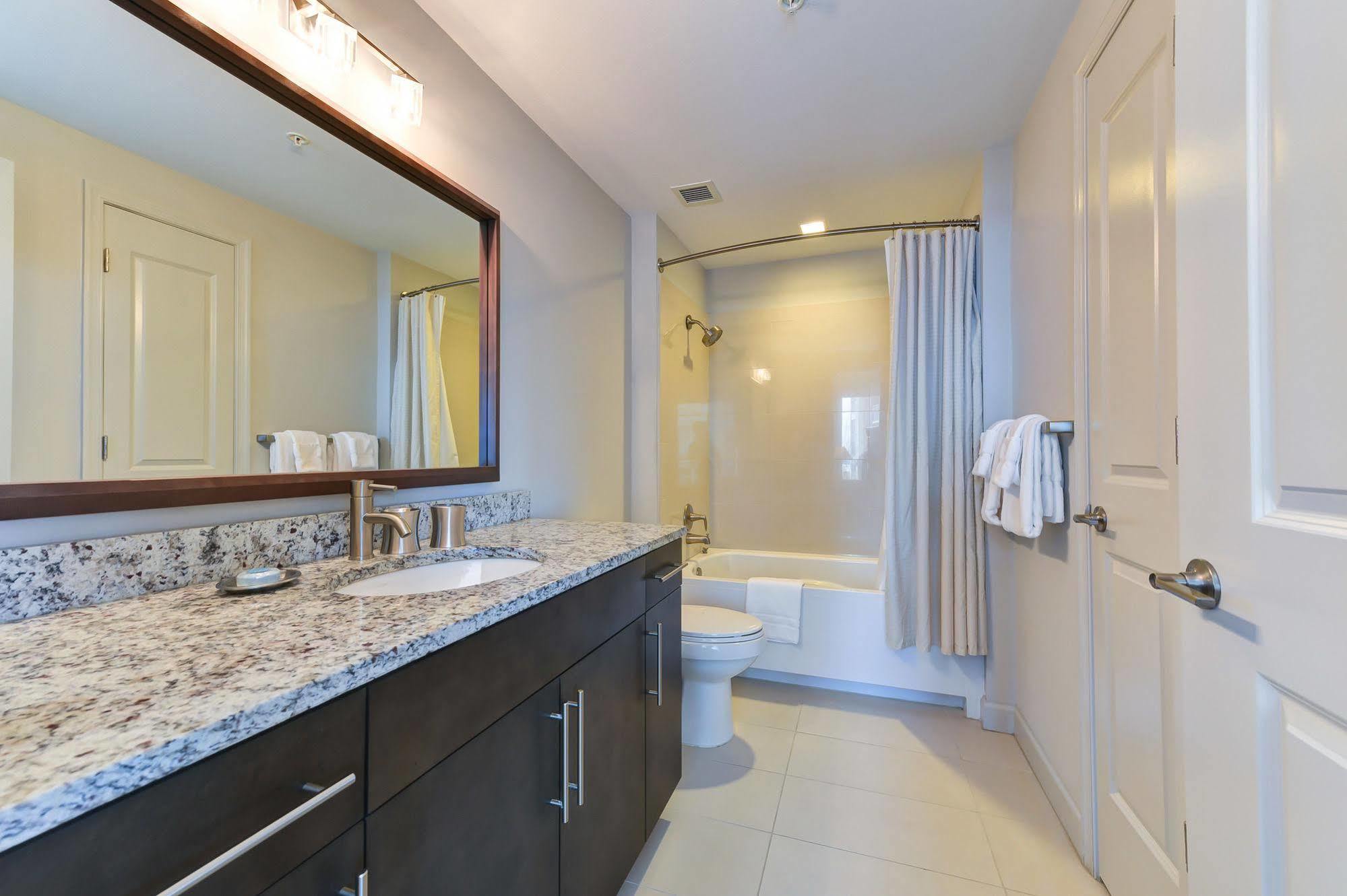 Hotel Ovation At Park Crest By Bridgestreet Tysons Corner Exterior foto
